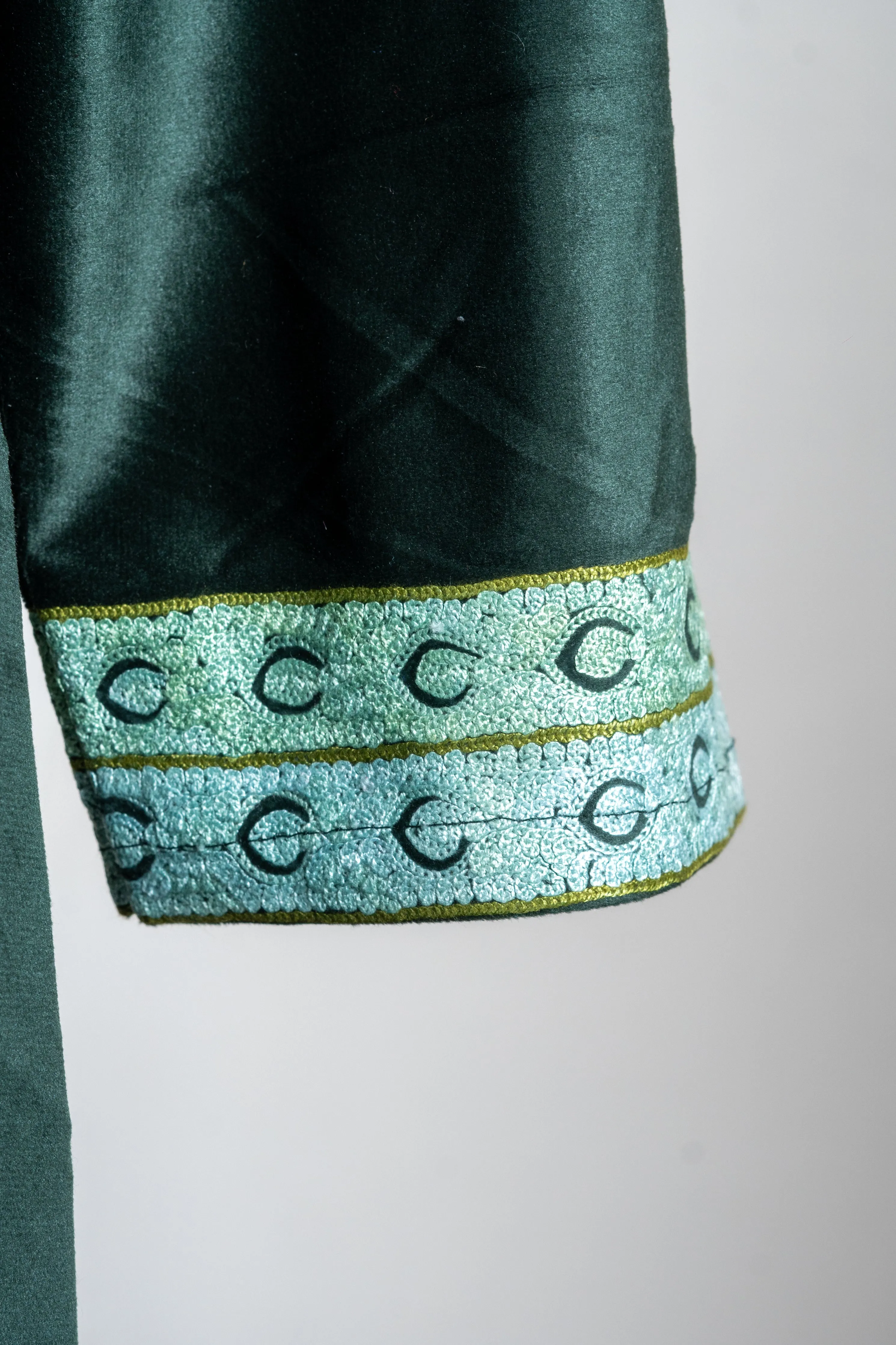 Deep Emerald Velvet suit Set - 3 Pcs with Aari Work Stole and Trouser