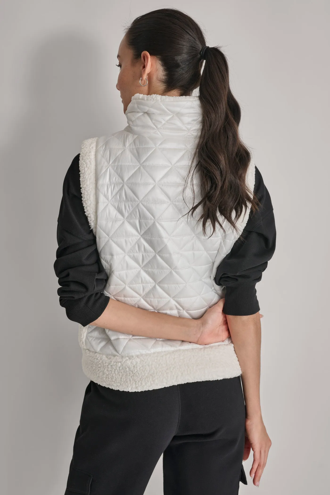 DIAMOND QUILTED PUFFER VEST