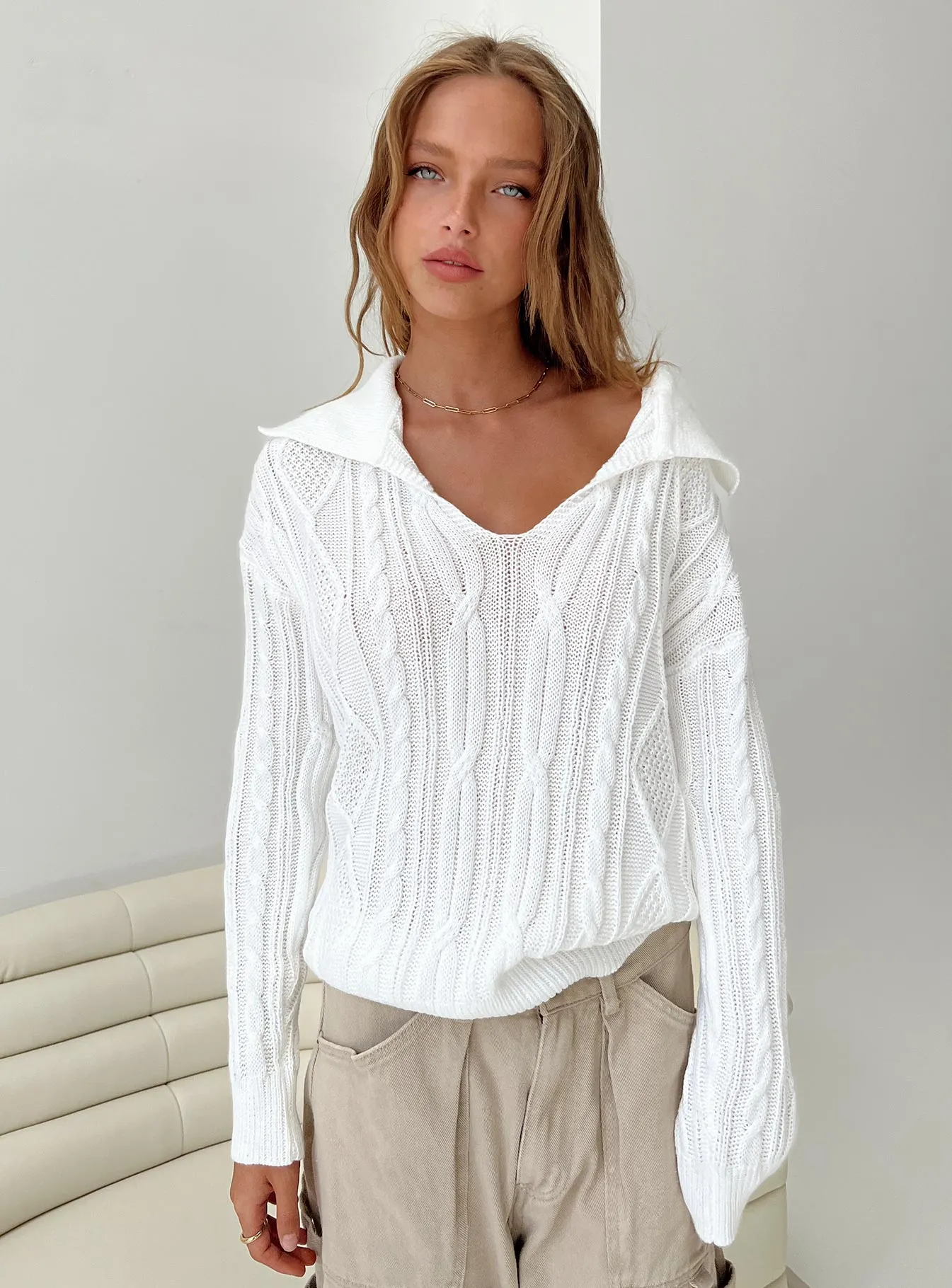 Symons Sweater White