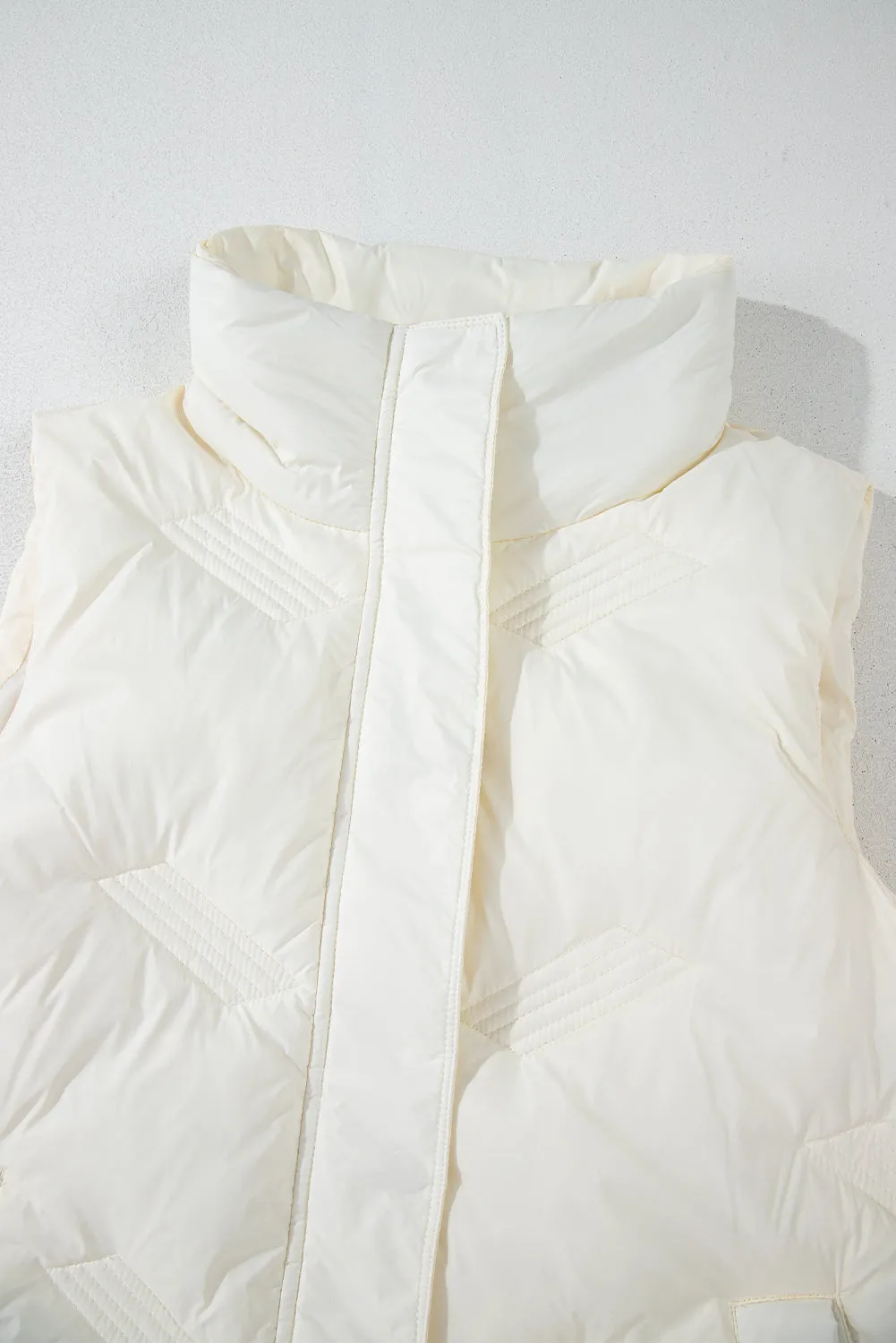 Trendy White Quilted Zip-Up Vest – Fall Layering